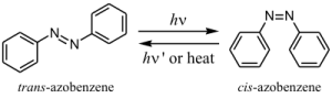 Azobenceno en sus dos formas, antes y después de aplicar un pulso de luz. Imagen: Wikipedia